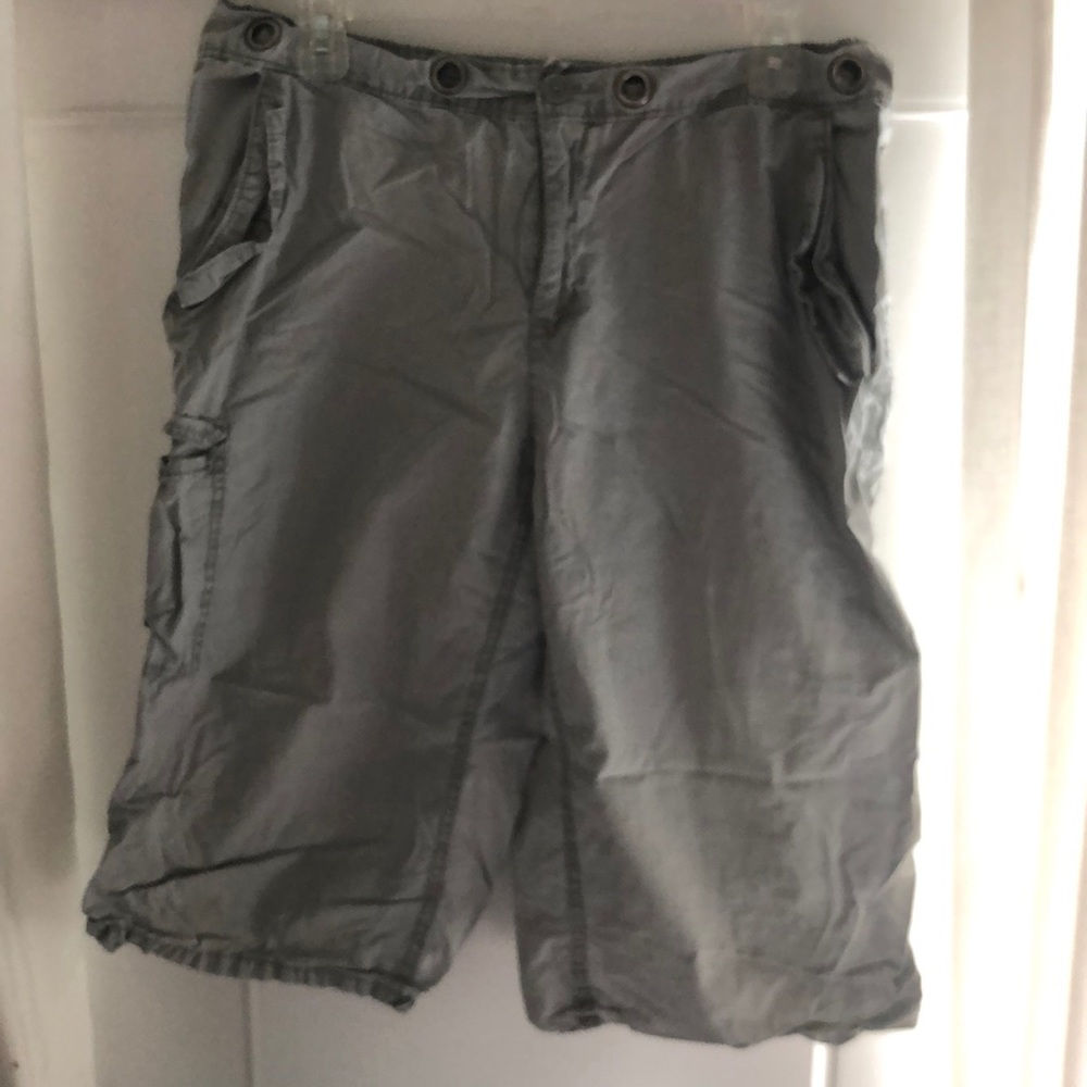 Jamaica Bay Women’s Capris Gray Size 12